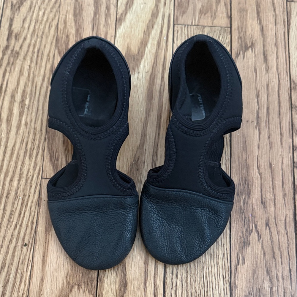 So Danca Black Pedini shoes